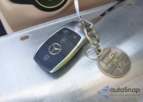 2020 Mercedes-Benz Glc 300 from USA, damaged, VIN WDC0G8DB3LF734794